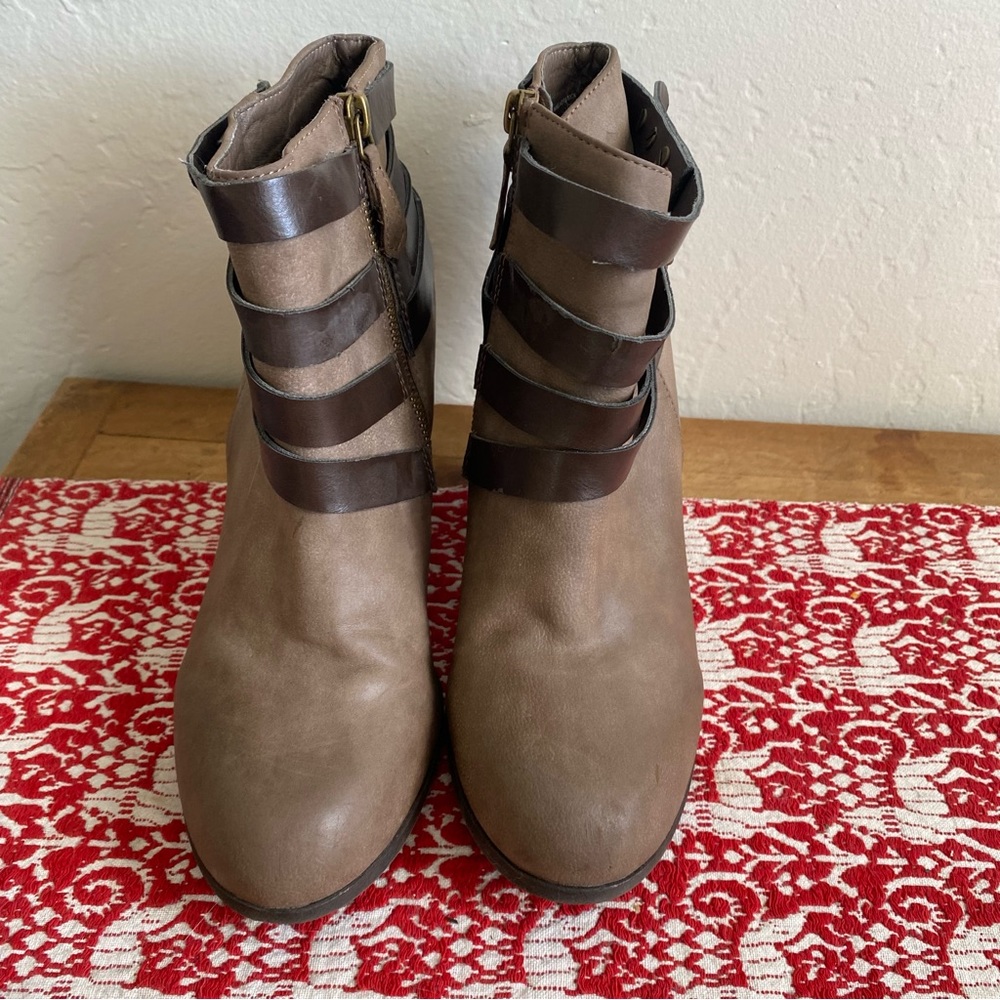 MADDEN GIRL Strappy Brown Heeled Booties - Picture 3 of 12